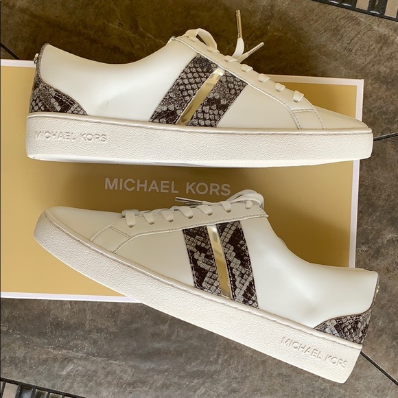 MICHAEL KORS CATELYN STRIPE LACE UP NAPPA PU PEARL - Picture 15 of 16